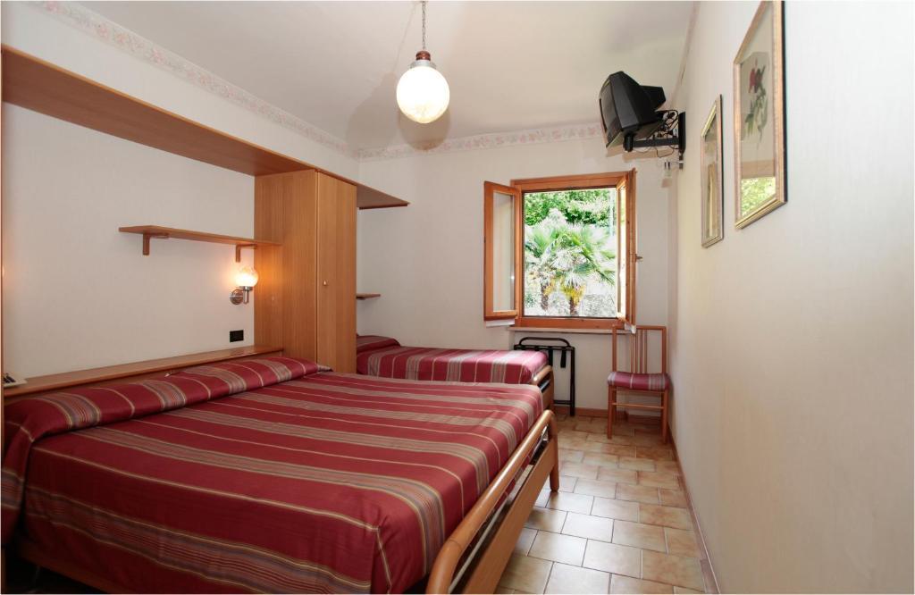 Hotel Fraderiana Torri Del Benaco Værelse billede